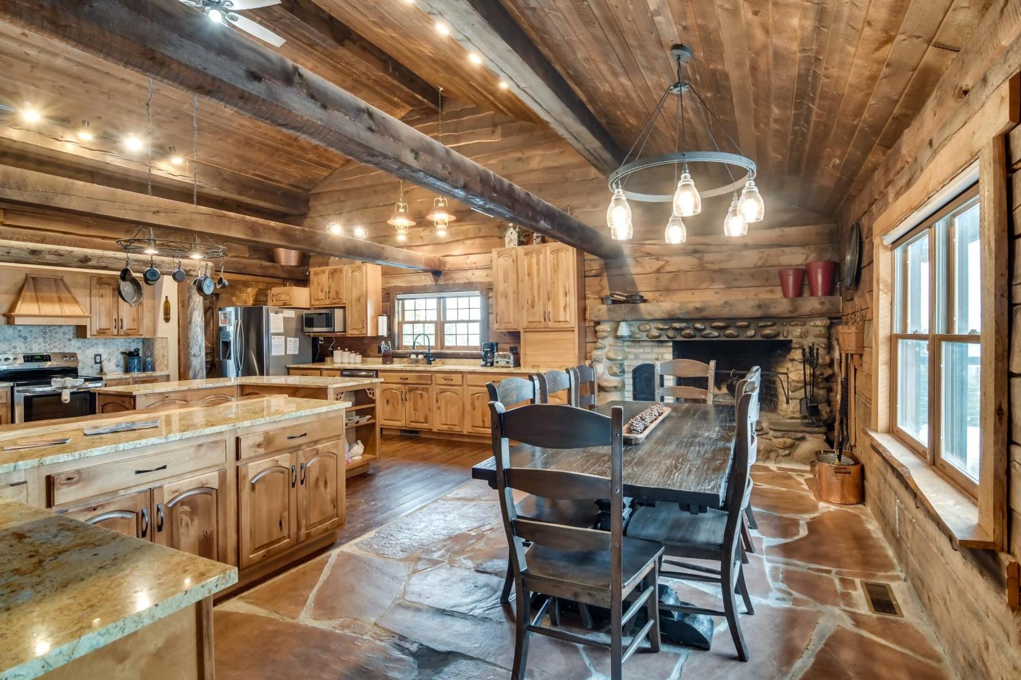 Lavish Mountain Retreat With Large Deck And Game Room! Tabernash Exteriér fotografie